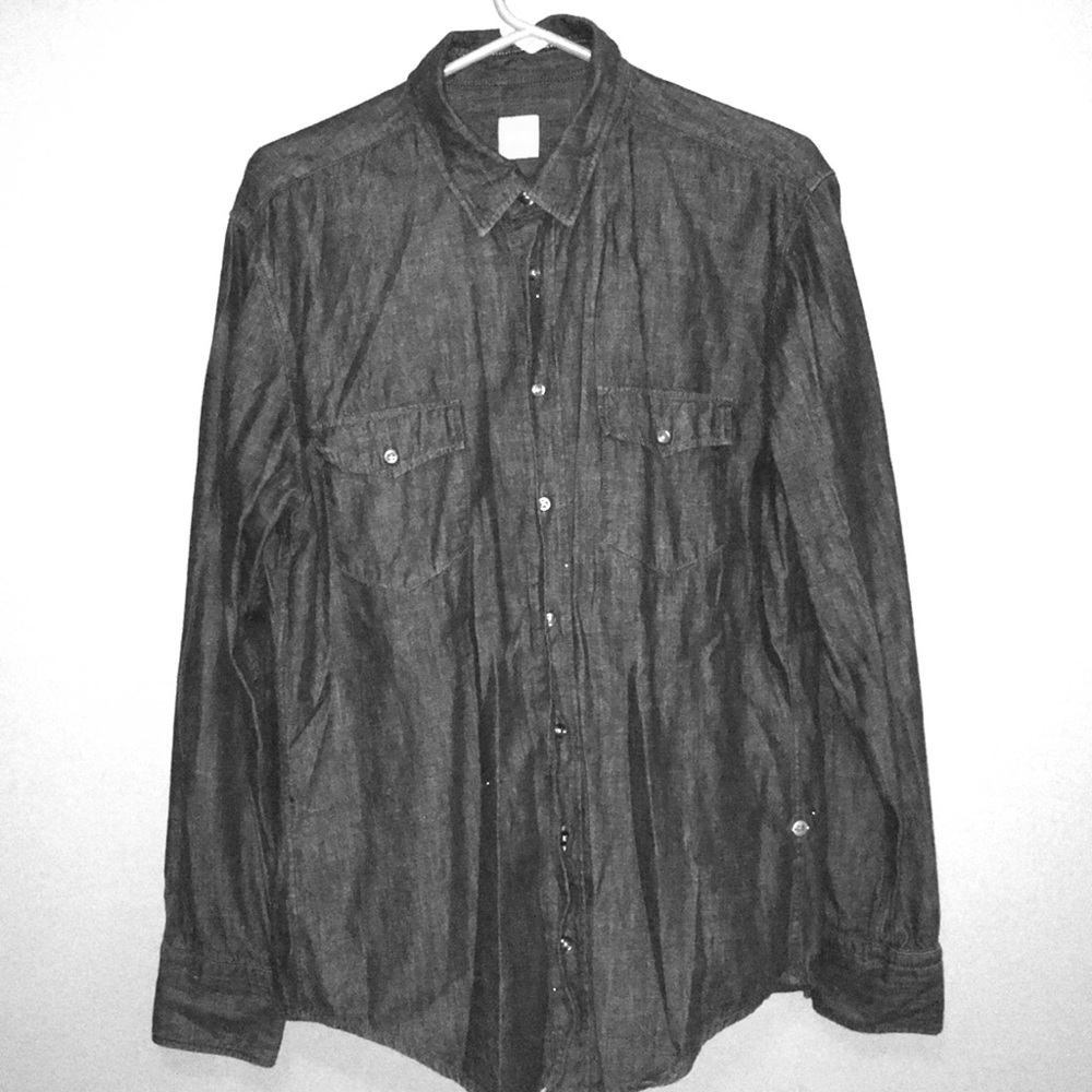 HUGO BOSS DENIM BUTTON UP (LONG SLEEVE)